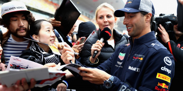 Formula One seals double deal to boost race experience
