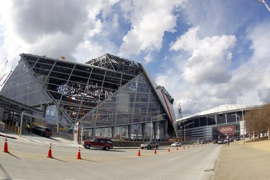 AT&T becomes founding partner of Mercedes-Benz Stadium