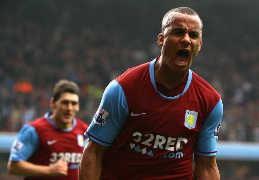 Aston Villa gamble again on 32Red