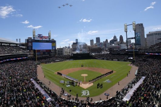 Comerica Bank retains naming rights to Detroit Tigers’ ballpark