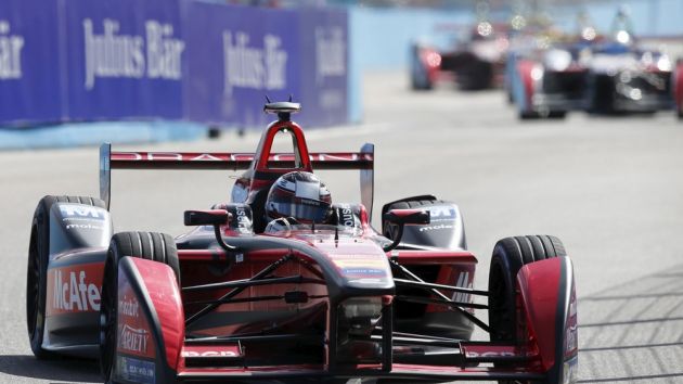Dragon Racing secure one-year extension with InstaForex