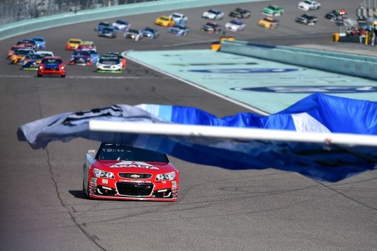 Hendrick Motorsports secure Valvoline backing until 2022