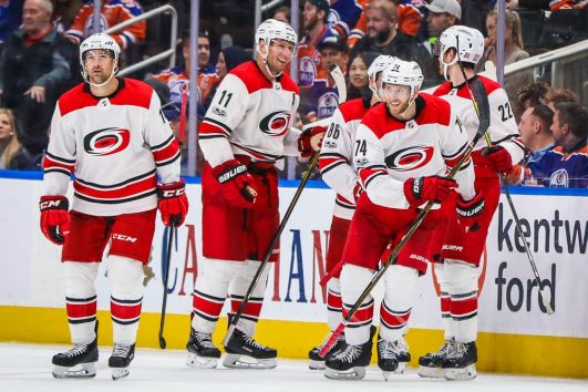 Report: Tom Dundon agrees to purchase Carolina Hurricanes