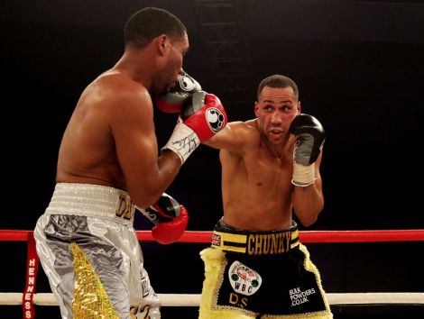 Boxer Degale joins Roar Sports