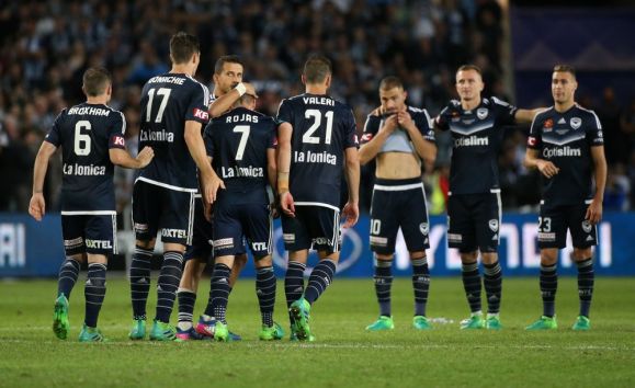 Melbourne Victory secure double deal