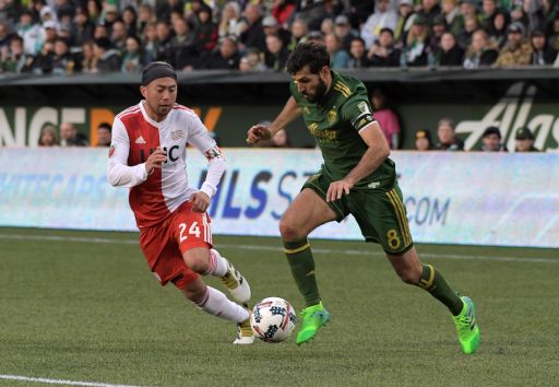 MLS buys stake in Fanatics as merchandising deal expanded