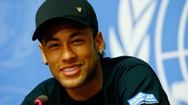 Neymar signs for Handicap International