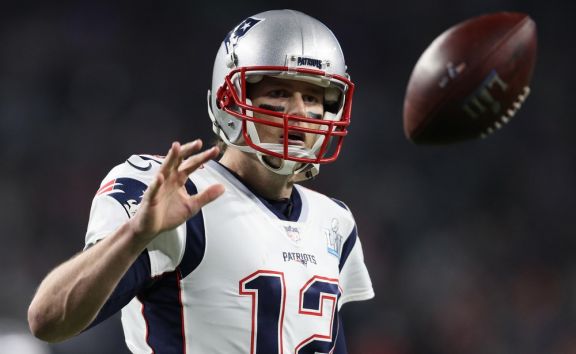 CBS adds mobile rights to NFL streaming deal