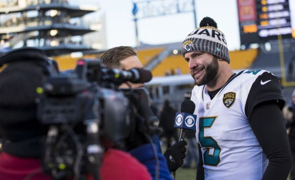 NFLPA strikes blockchain first with SportsCastr investment