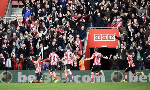 Southampton team up with The Big Issue