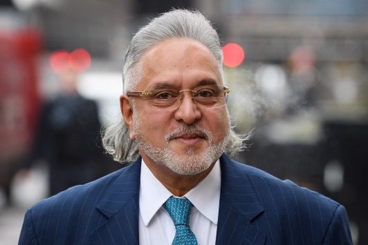 Vijay Mallya resigns as Force India director