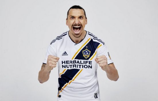 LA Galaxy score multi-year Kinecta deal